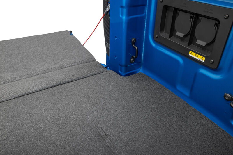 Husky Liners 15-26 Ford F-150 5.5ft Bed & 15-26 Lightning SuperCrew Guardian Impact Bed Mat