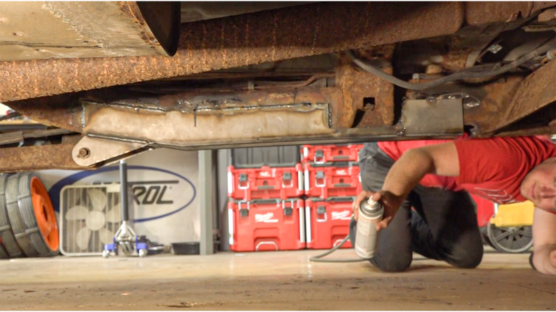 Rust Buster Avalanche/Suburban/Yukon Center Frame Repair Kit - Left